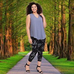 Torrid Studio Ponte Slim Leggings Hi-Rise Cropped Pixie Pull-On Workout Pants